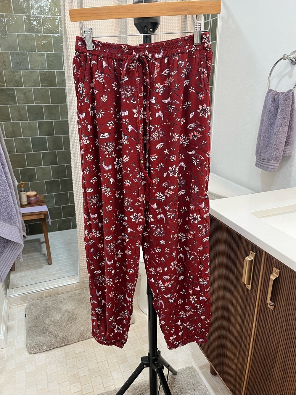 Women's Floral Pull-On Lounge Pants